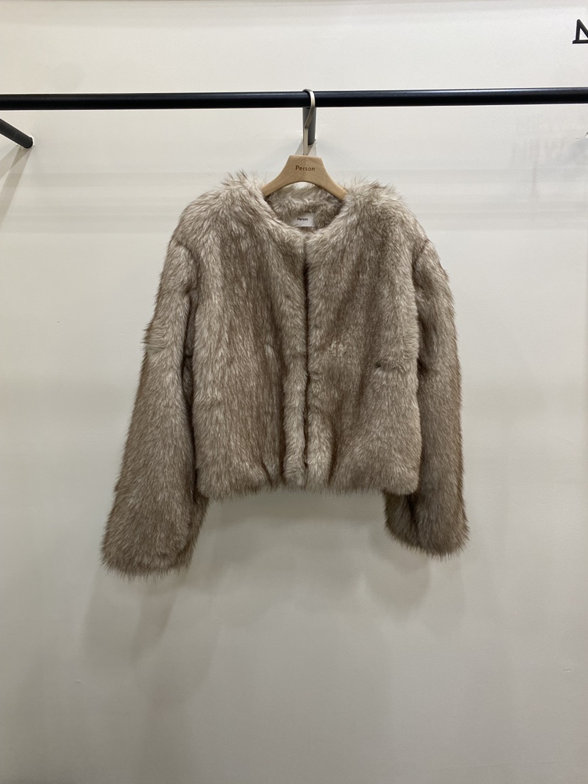 PERSON東大門㊣代購女裝新款人氣推薦25秋冬熱賣短款大衣狐貍PERSON短款大衣圖色1