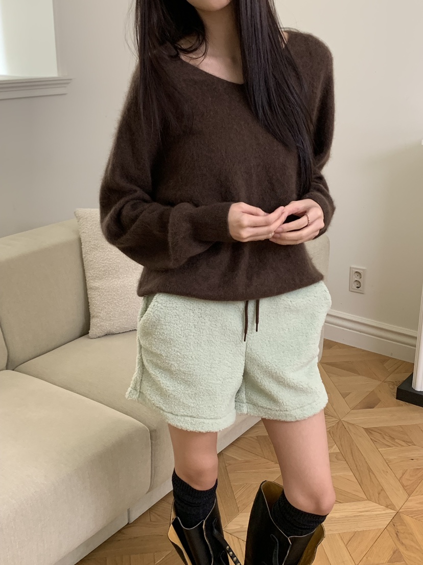 ALOT東大門㊣實拍女士新品25秋冬熱賣推薦真品時尚短褲抓絨A LOT短褲