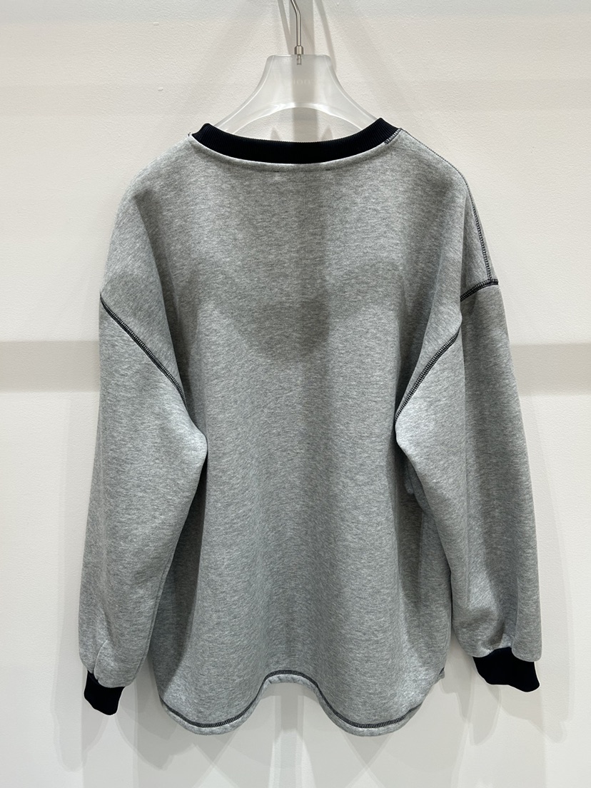 LOOKK東大門㊣實拍女裝新品25秋冬熱賣推薦真品職業時尚衛衣LOOKK衛衣