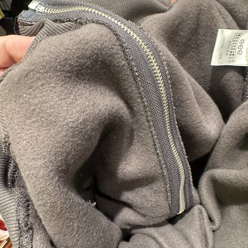 E/E/E東大門㊣直郵女裝新品真品人氣25秋冬時尚夾克兜帽鏤空E/E/E夾克