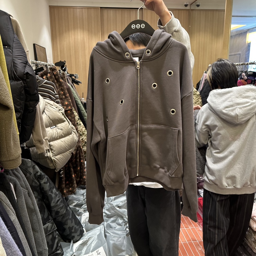 E/E/E東大門㊣直郵女裝新品真品人氣25秋冬時尚夾克兜帽鏤空E/E/E夾克圖色2