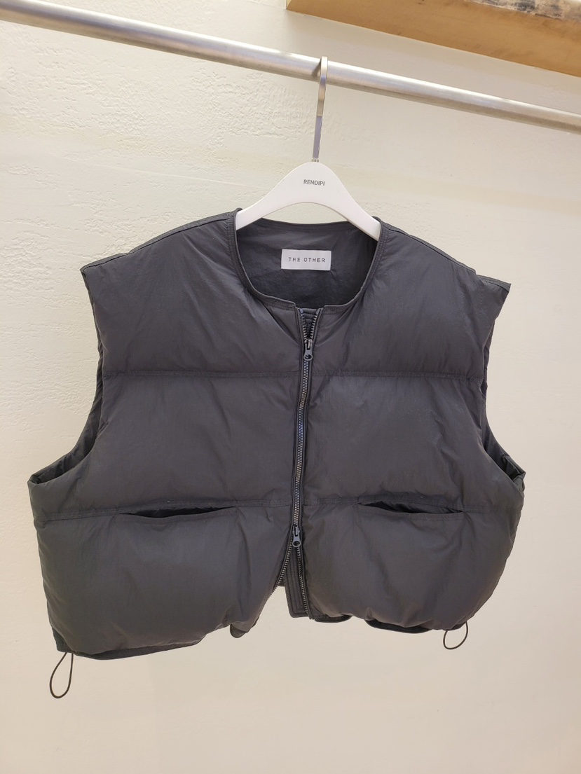 THE OTHER東大門㊣代購女裝新品25秋冬人氣真品熱賣馬甲鴨絨THE OTHER馬甲圖色3