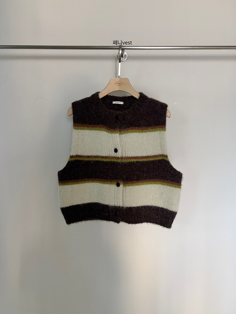 VERGAMOT韓國代購㊣女裝新款時尚休閑25秋冬熱賣人氣推薦馬甲VERGAMOT馬甲圖色2