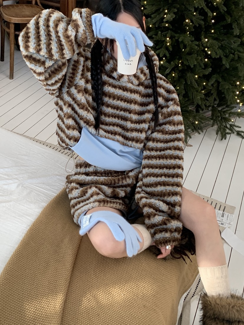 MORE THAN-P韓國代購㊣女裝新品休閑熱賣時尚25秋冬職業衛衣MORE THAN衛衣