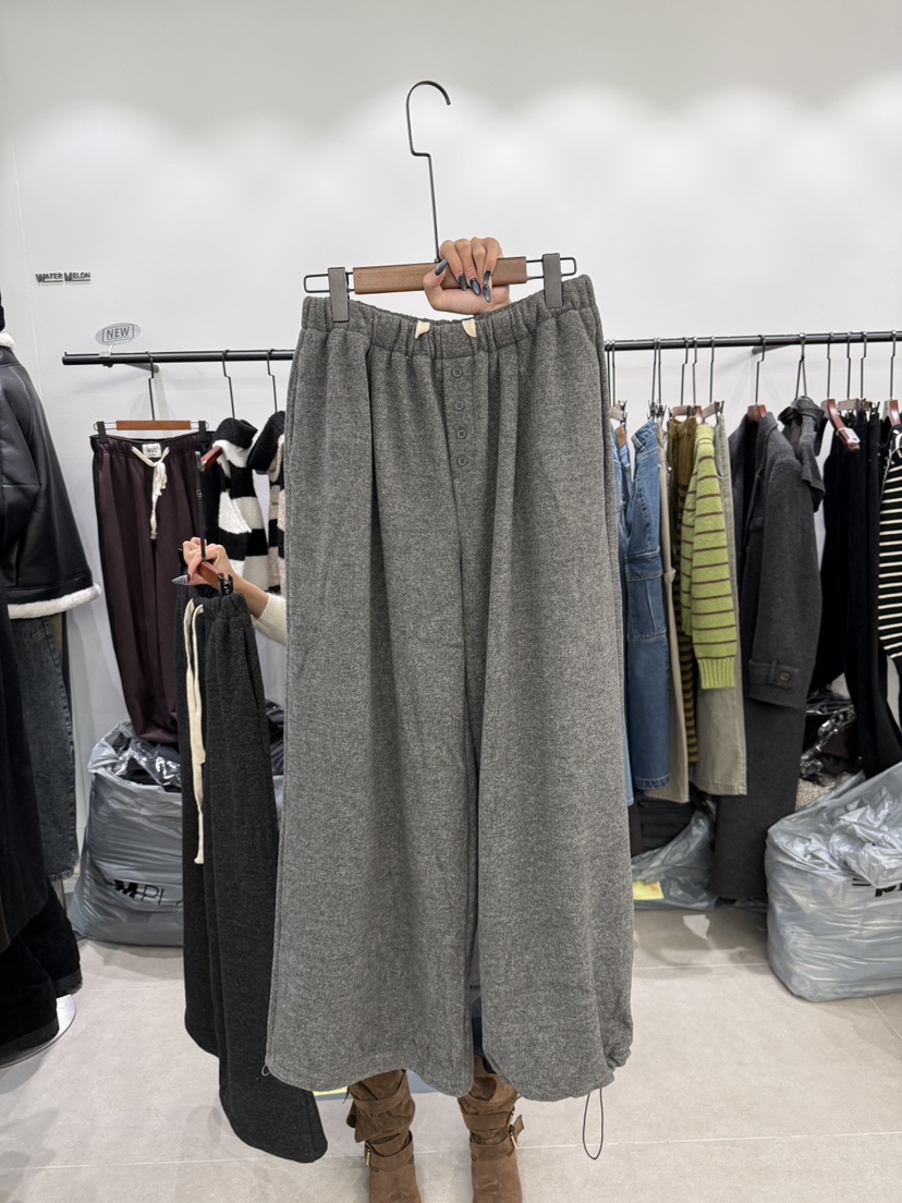 WATERMELON東大門㊣代購女裝新品休閑熱賣25秋冬休閑褲羊毛紐扣WATER MELON休閑褲圖色1
