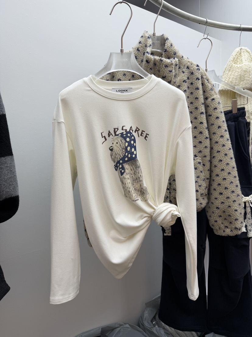 LOOKK韓國直郵㊣女裝新款人氣推薦熱賣職業時尚長袖T恤兜帽LOOKK長袖T恤圖色1