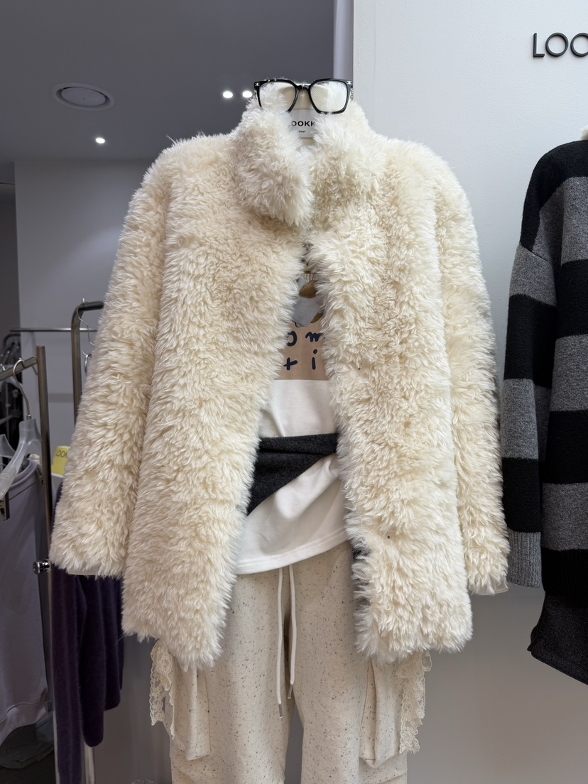 LOOKK東大門㊣直郵女士新品25秋冬推薦熱賣時尚短款大衣皮草LOOKK短款大衣圖色2
