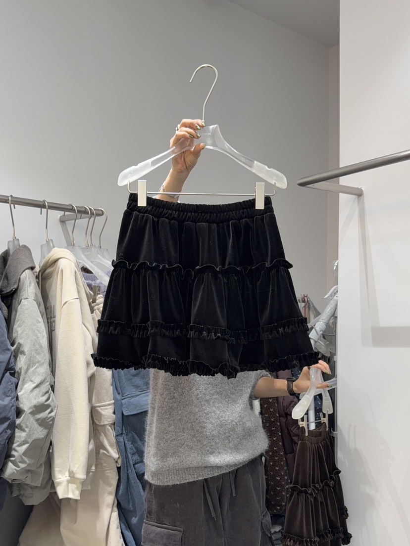 LOOKK東大門㊣代購女裝新品真品熱賣推薦25秋冬職業休閑短裙LOOKK短裙圖色2黑色