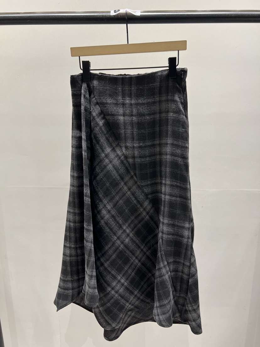 MAC東大門㊣實拍女士新品休閑推薦熱賣人氣時尚職業25秋冬長裙THE FORWARD MAC長裙圖色2