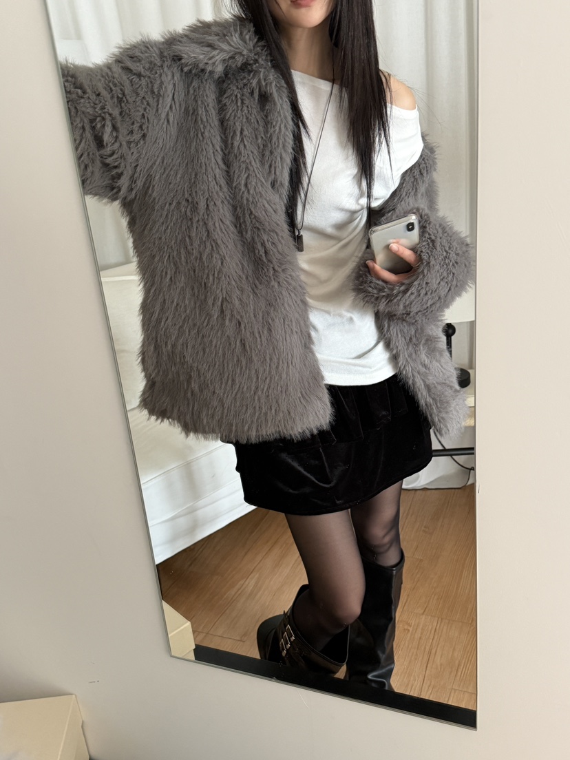 MORE THAN-P東大門㊣直郵女裝新品熱賣推薦短款大衣羊駝毛MORE THAN短款大衣