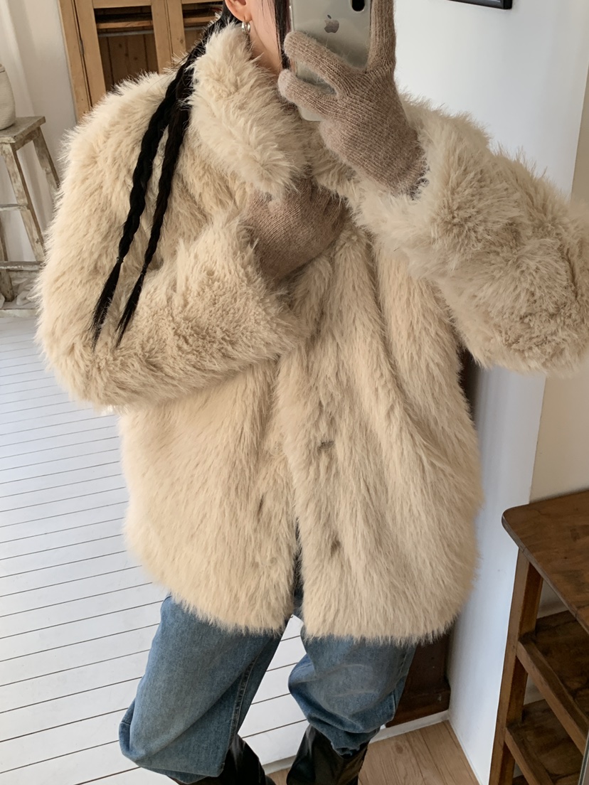 MORE THAN-P東大門㊣直郵女裝新品熱賣推薦短款大衣羊駝毛MORE THAN短款大衣