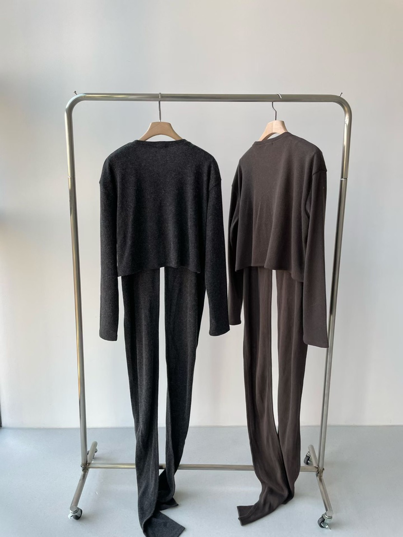 TAF東大門㊣實拍女裝新款25秋冬推薦長袖T恤安哥拉羊毛系帶TAF長袖T恤