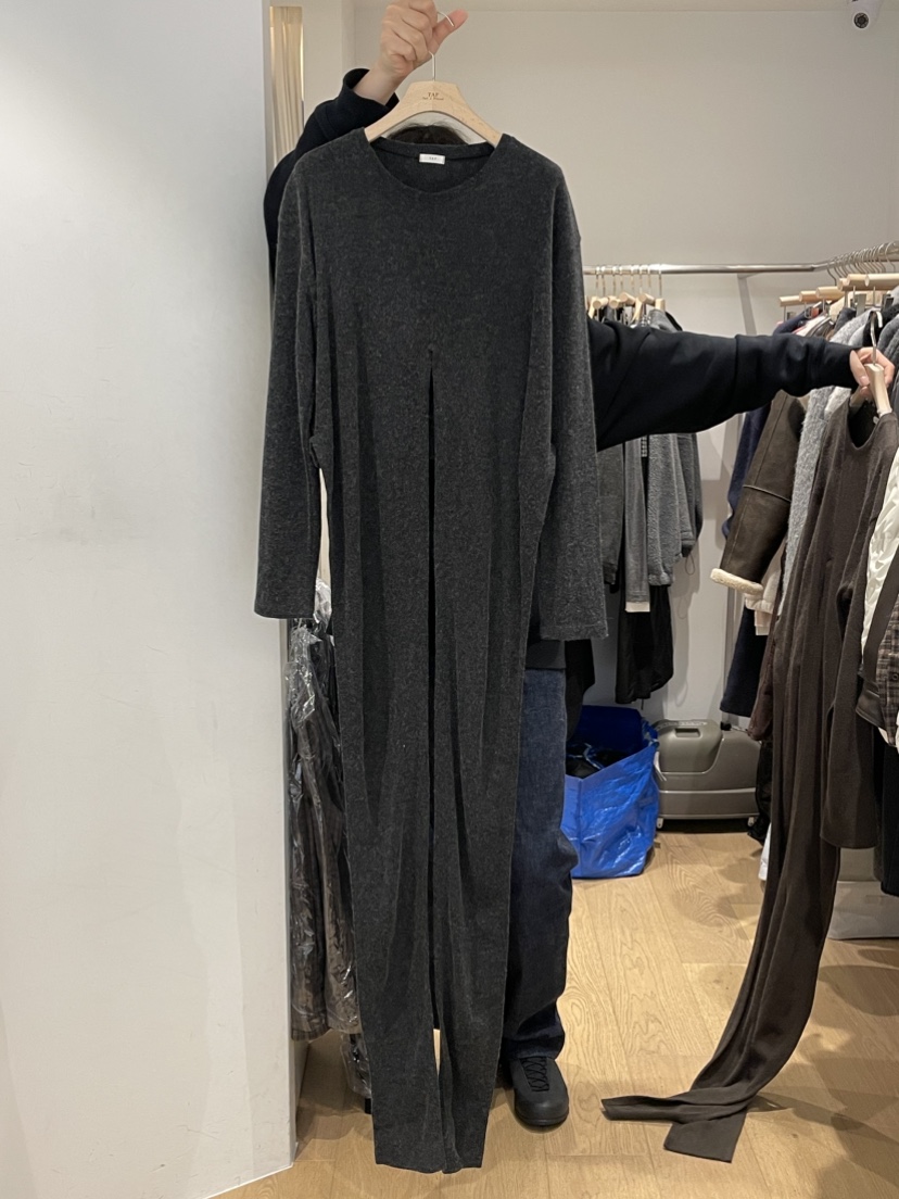 TAF東大門㊣實拍女裝新款25秋冬推薦長袖T恤安哥拉羊毛系帶TAF長袖T恤圖色2