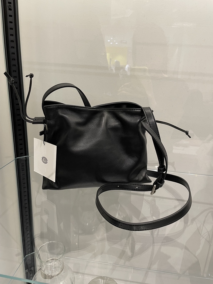 MUCH MORE東大門㊣實拍女裝新款職業推薦熱賣25秋冬單肩斜跨包MUCH MORE單肩/斜跨包圖色2