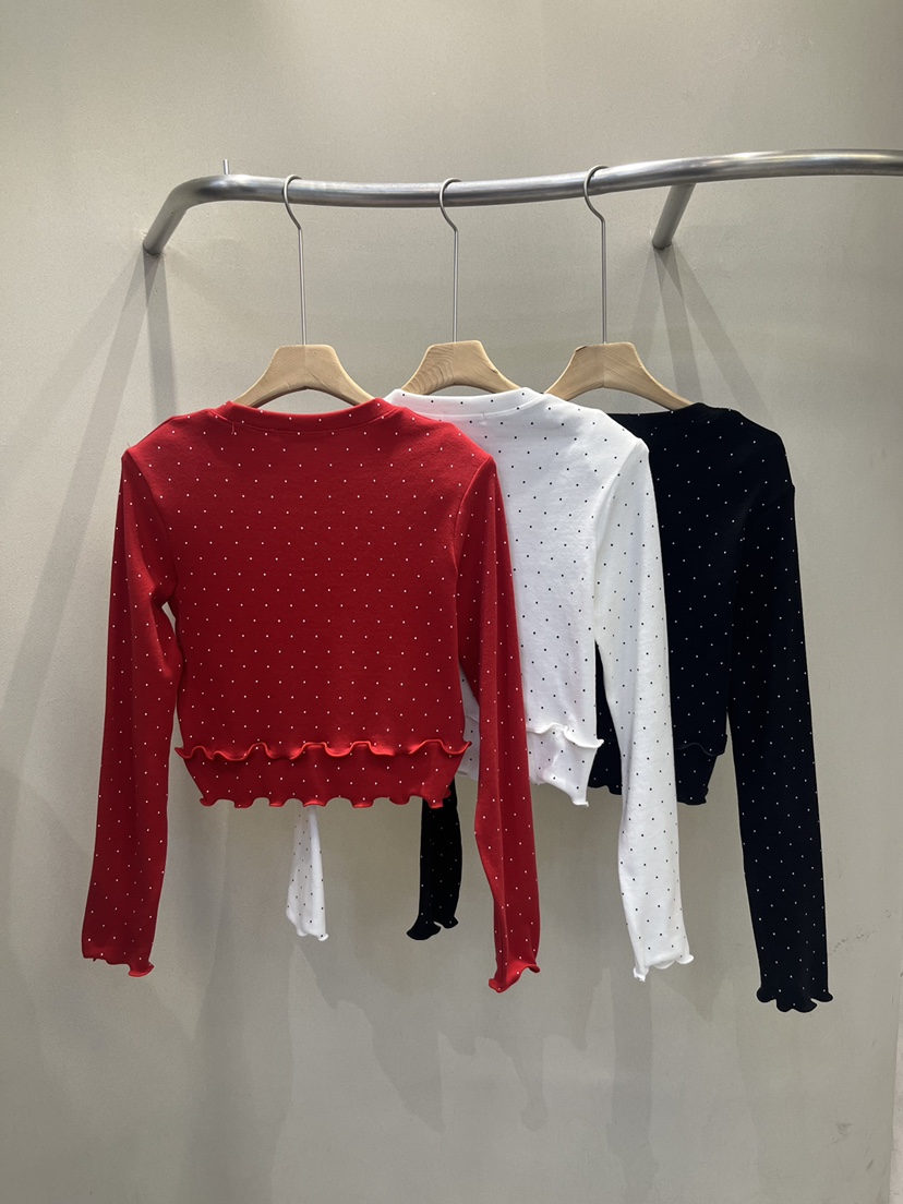 PLUM-q韓國直郵㊣女裝新品人氣熱賣推薦真品時尚休閑長袖T恤PLUM長袖T恤