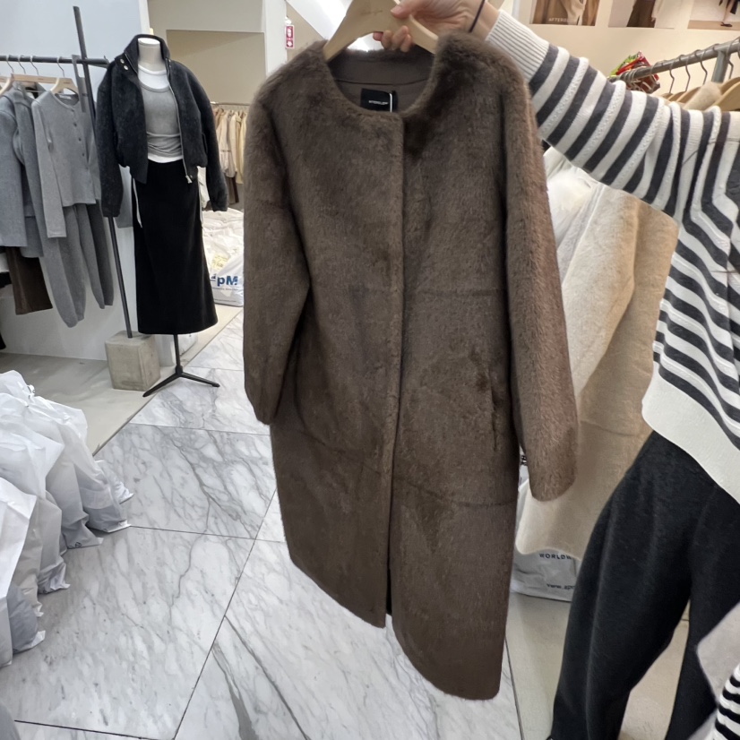 AFTERGLOW韓國代購㊣女裝新品人氣25秋冬真品中長款大衣貂皮AFTERGLOW中長款大衣圖色2