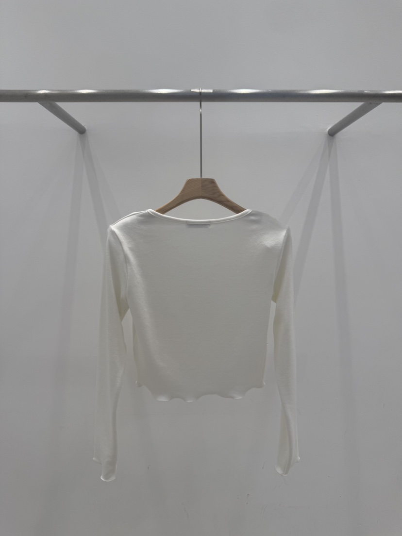 PLUM-q東大門㊣實拍女裝新款人氣時尚休閑推薦真品長袖T恤PLUM長袖T恤