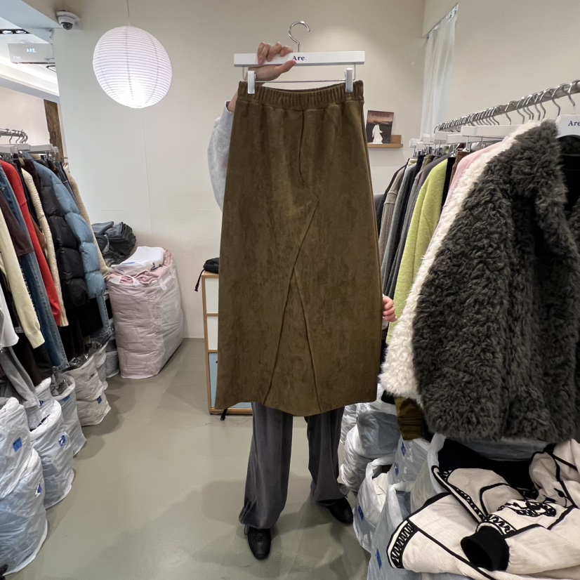 ARE東大門㊣直郵女裝新款真品時尚熱賣25秋冬休閑長裙絨面革ARE YOU/ARE長裙圖色2