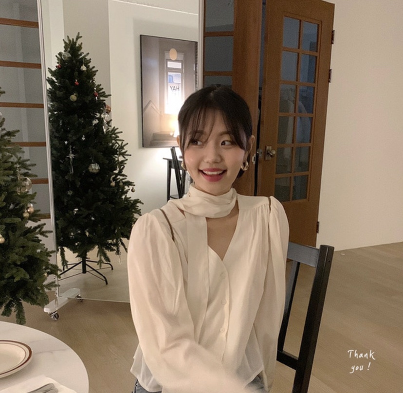 LETAILOR韓國代購㊣女裝新款熱賣休閑襯衫蕾絲衫含脖帶圍巾LETAILOR襯衫/蕾絲衫