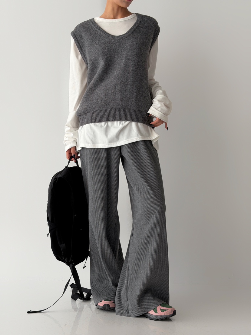 ANGLOG BEIGE韓國代購㊣女裝新款25秋冬人氣時尚推薦吊帶背心ANGLOG BEIGE吊帶/背心