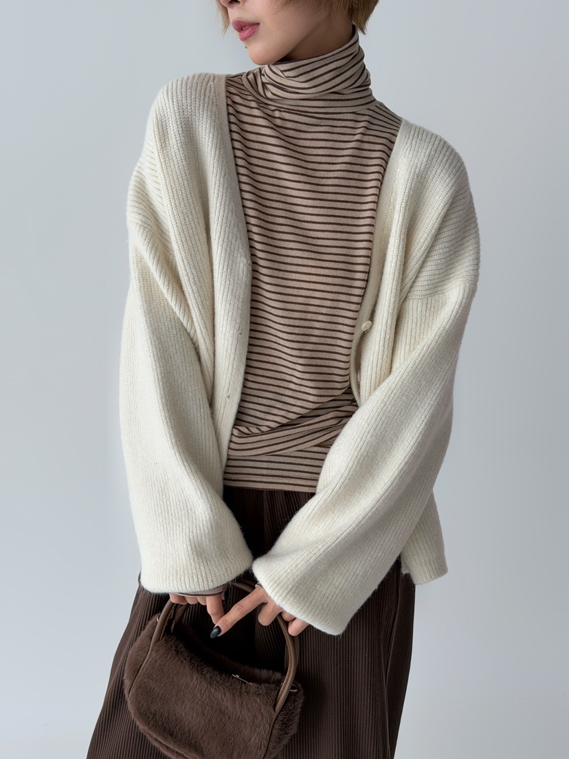 ANGLOG BEIGE韓國直郵㊣女裝新款推薦時尚人氣真品長袖T恤ANGLOG BEIGE長袖T恤