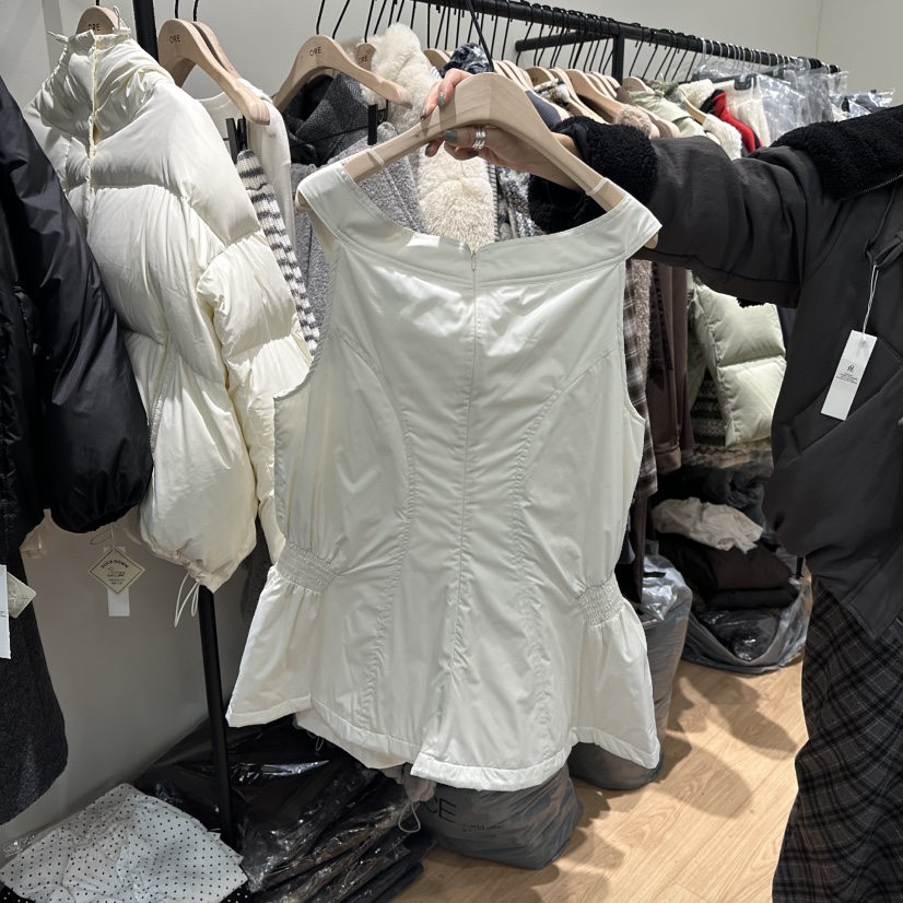 ORE-P東大門㊣實拍女裝新款職業時尚休閑人氣吊帶背心露肩ORE吊帶/背心