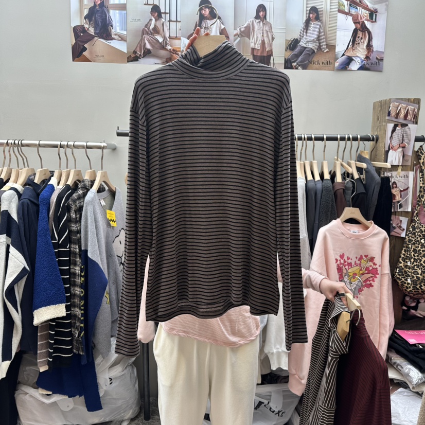 STICK WITH韓國代購㊣女士新品真品熱賣職業人氣25秋冬長袖T恤STICK WITH長袖T恤圖色4墨色