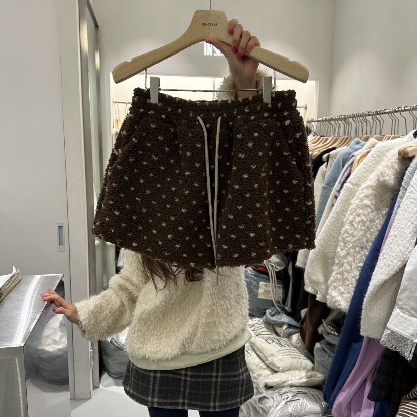 BERTHA韓國直郵㊣女士新品休閑推薦職業25秋冬人氣時尚短褲BERTHA短褲圖色2