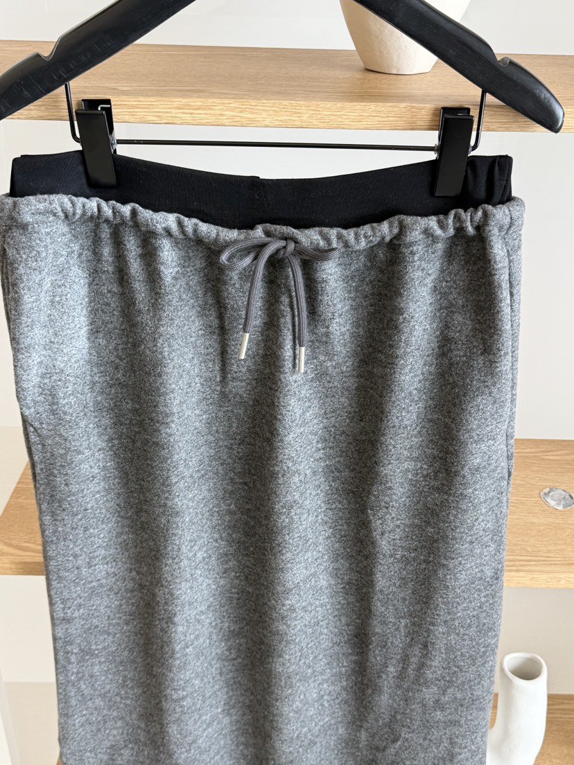 LARCENCICL東大門㊣實拍女士新款人氣休閑推薦職業時尚長裙LARCENCICL長裙