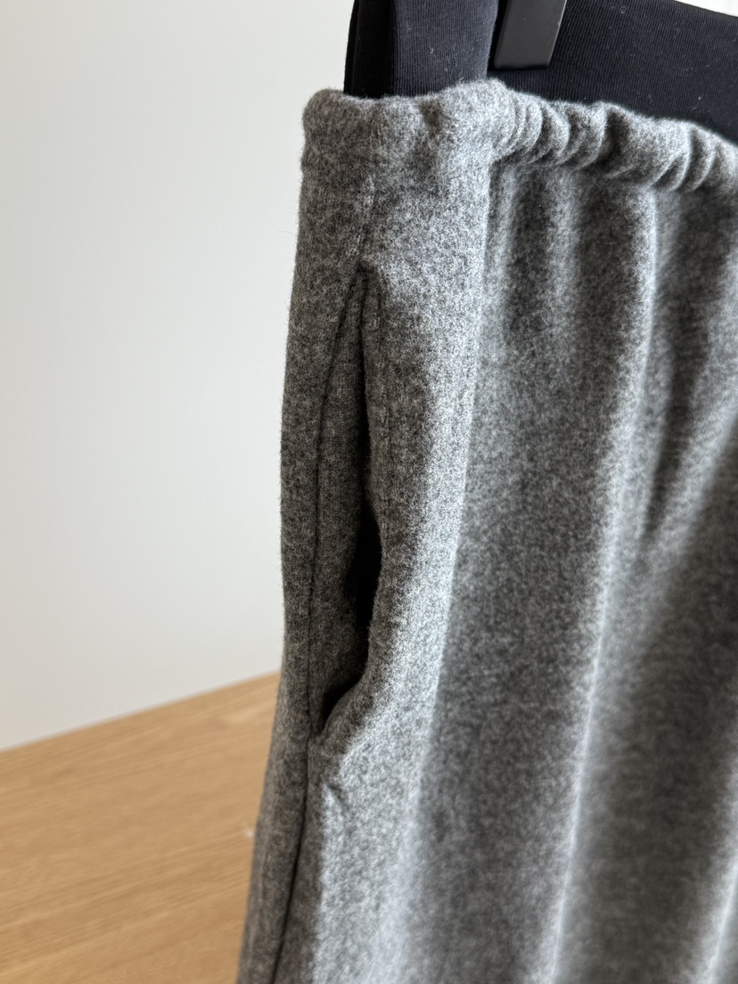 LARCENCICL東大門㊣實拍女士新款人氣休閑推薦職業時尚長裙LARCENCICL長裙