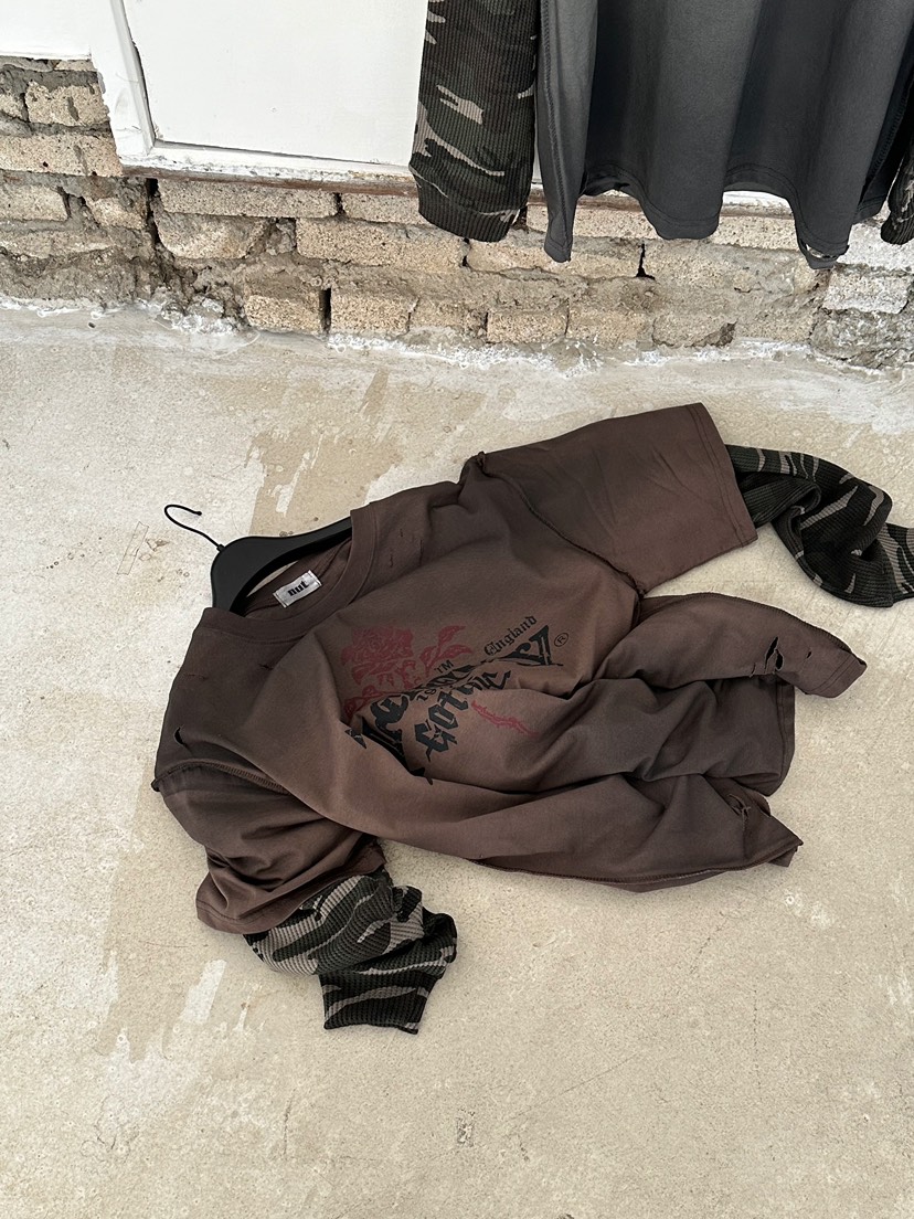 NUT韓國代購㊣女裝新品真品休閑推薦職業熱賣時尚25秋冬長袖T恤NUT長袖T恤圖色2