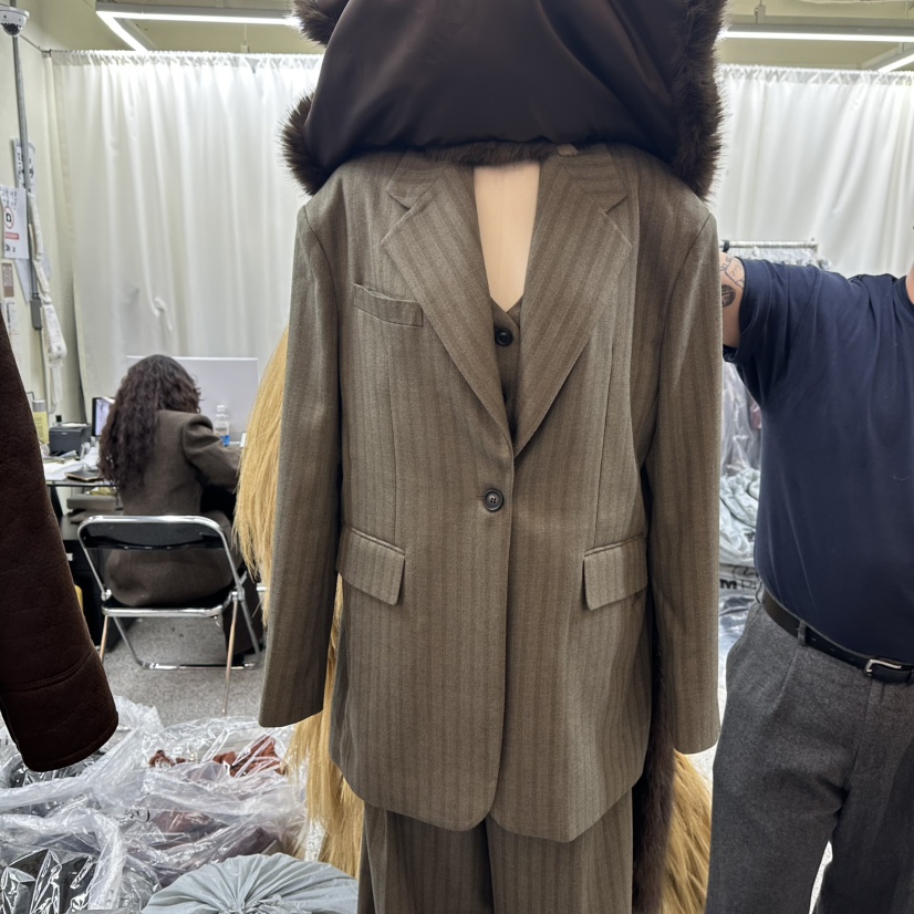 ONEBYTWO東大門㊣直郵女裝新款推薦職業時尚熱賣真品短款大衣ONE BY TWO短款大衣圖色3