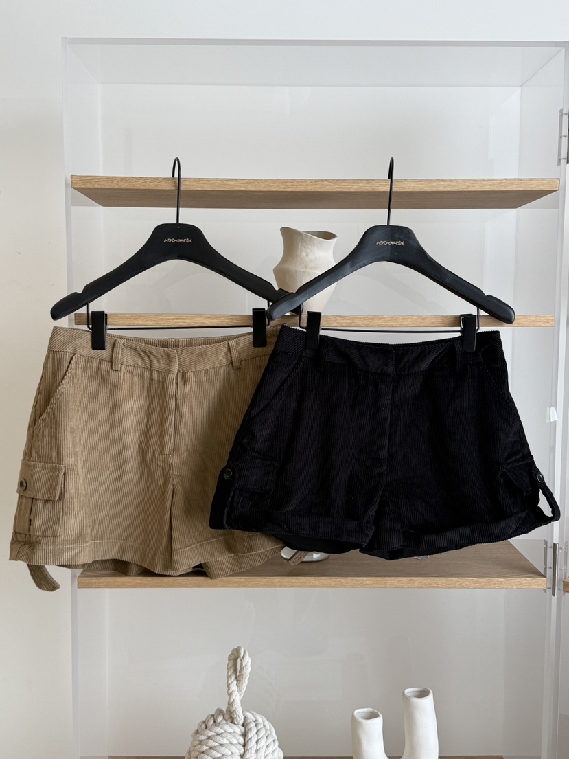 LARCENCICL韓國直郵㊣女裝新款休閑時尚25秋冬熱賣短褲燈芯絨LARCENCICL短褲