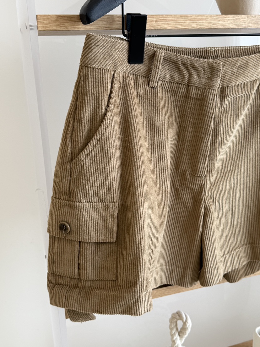 LARCENCICL韓國直郵㊣女裝新款休閑時尚25秋冬熱賣短褲燈芯絨LARCENCICL短褲