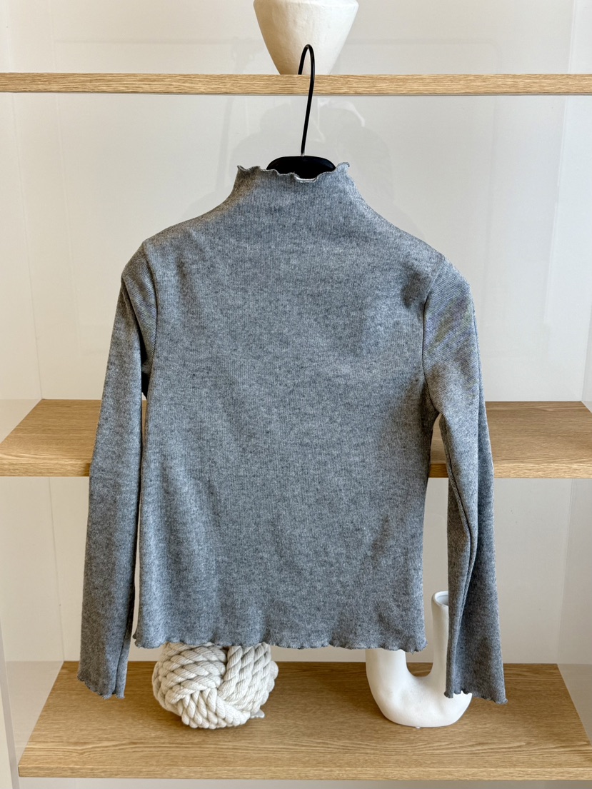 LARCENCICL東大門㊣直郵女士新品熱賣25秋冬休閑推薦長袖T恤LARCENCICL長袖T恤