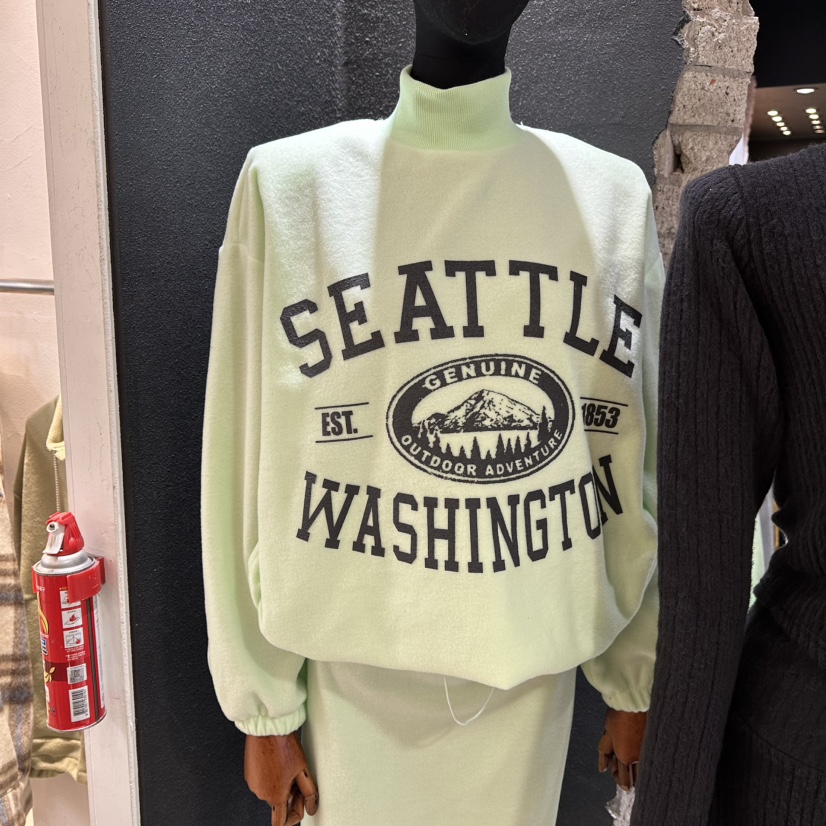 CHAVI東大門㊣實拍女裝新款時尚熱賣真品休閑25秋冬衛衣含頭飾CHAVI衛衣