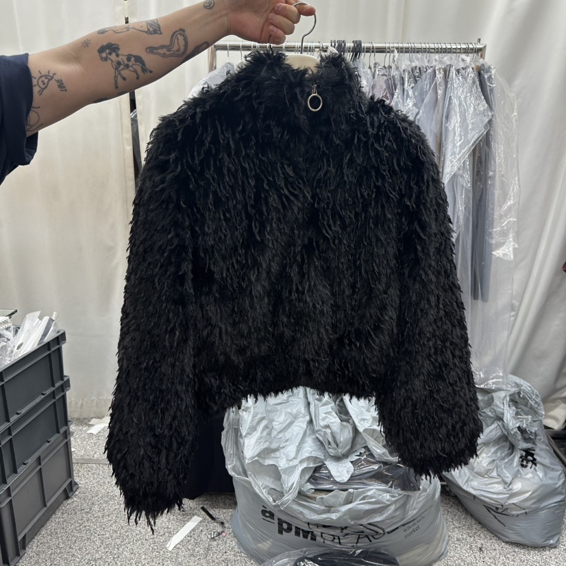 ONEBYTWO東大門㊣實拍女士新品熱賣人氣推薦職業短款大衣毛皮ONE BY TWO短款大衣圖色2