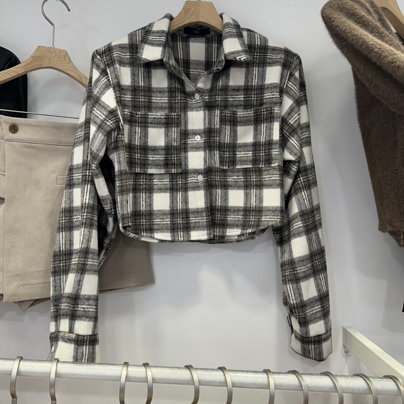 Q C東大門㊣實拍女裝新品休閑25秋冬真品熱賣襯衫蕾絲衫格紋Republlc of qc襯衫/蕾絲衫圖色1