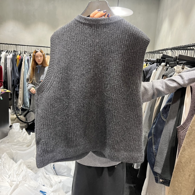 TUG東大門㊣實拍女士新品休閑時尚熱賣人氣真品25秋冬推薦馬甲TUG馬甲