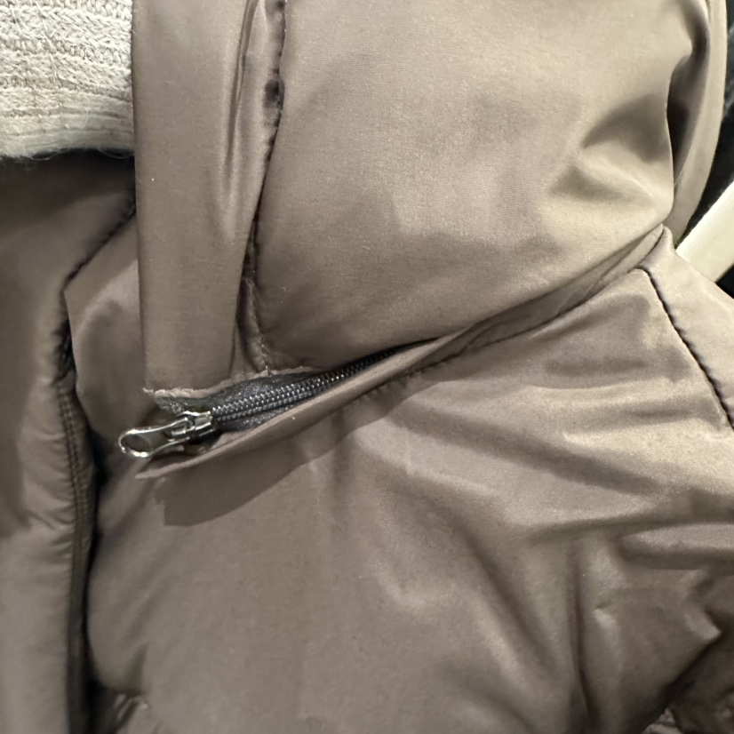 OVU東大門㊣直郵女裝新品推薦職業時尚25秋冬休閑短款羽絨服OVU短款羽絨服