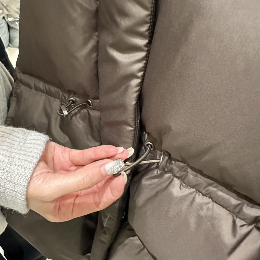 OVU東大門㊣直郵女裝新品推薦職業時尚25秋冬休閑短款羽絨服OVU短款羽絨服