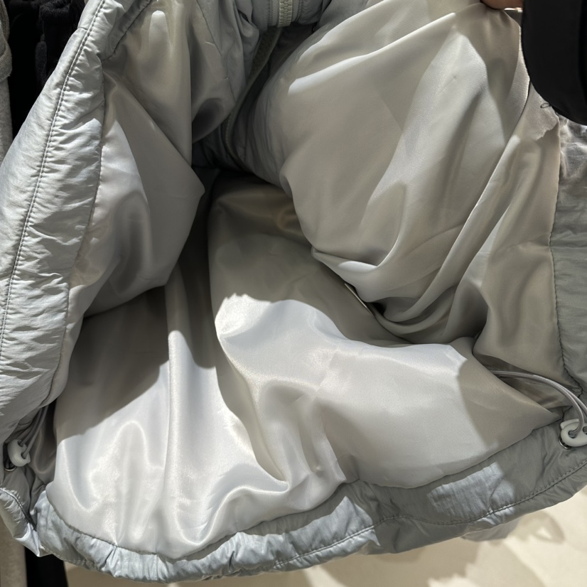 OVU韓國直郵㊣女士新品真品熱賣職業推薦休閑25秋冬短款羽絨服OVU短款羽絨服