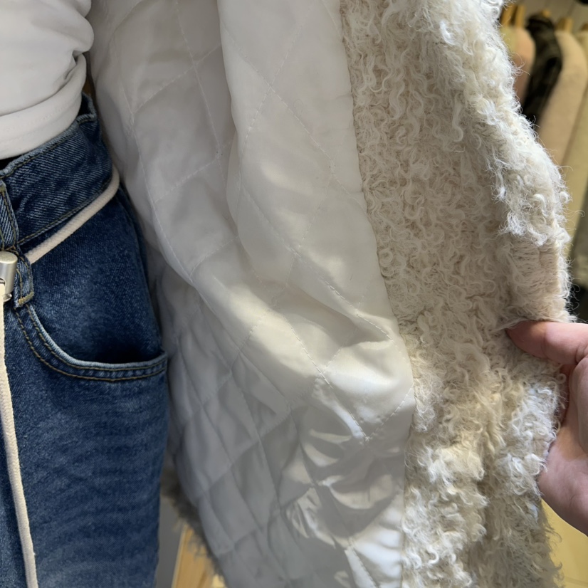 Q C韓國代購㊣女裝新款職業推薦熱賣時尚真品25秋冬短款大衣絨Republlc of qc短款大衣