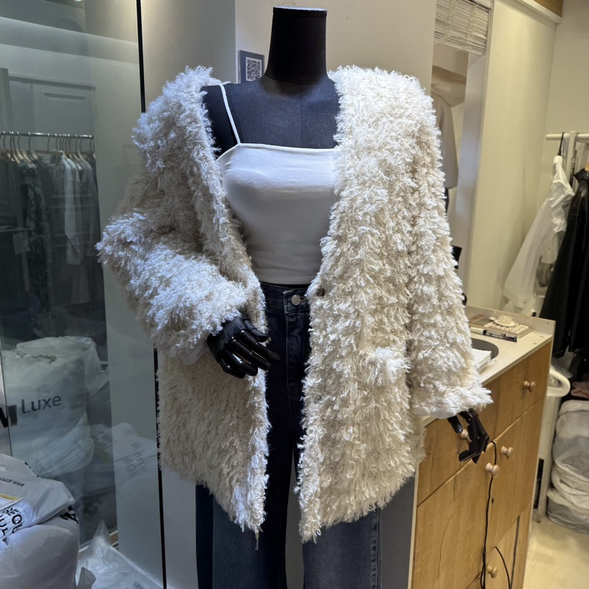 Q C韓國代購㊣女裝新款職業推薦熱賣時尚真品25秋冬短款大衣絨Republlc of qc短款大衣圖色1