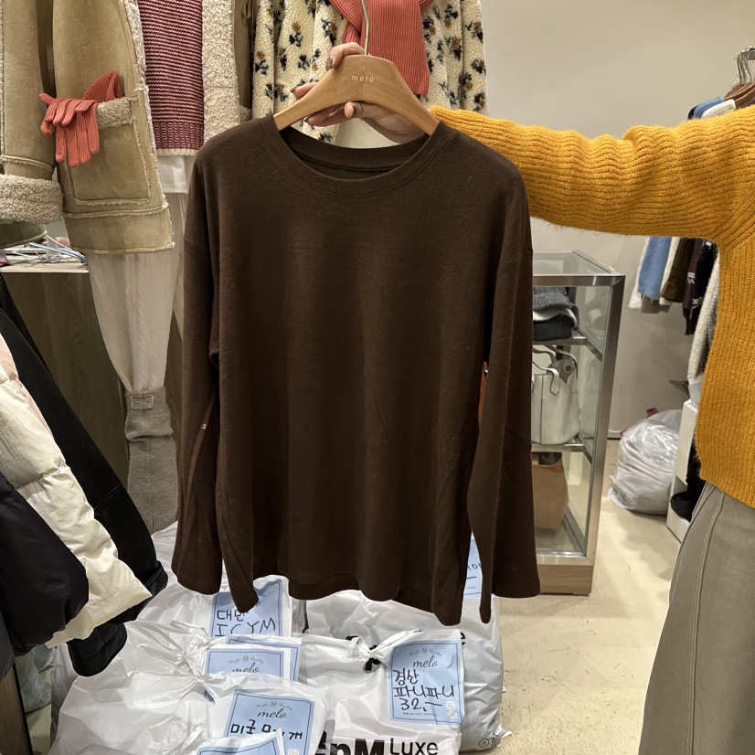 MELO東大門㊣直郵女士新款時尚熱賣休閑推薦真品職業長袖T恤MELO長袖T恤圖色3