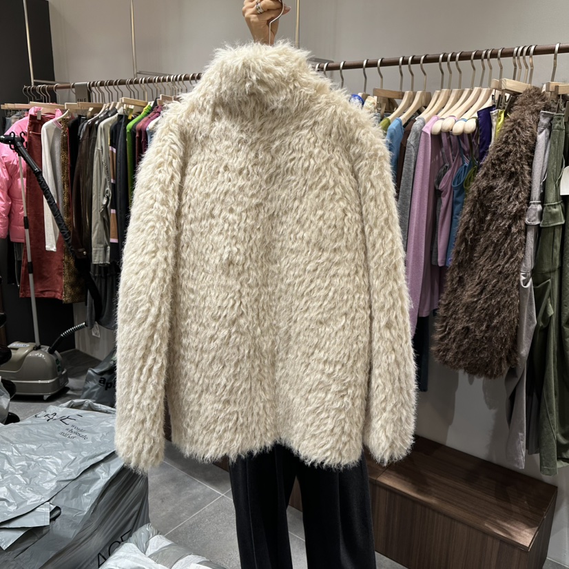 BABYTOUCH東大門㊣實拍女裝新品熱賣真品推薦時尚人氣短款大衣BABYTOUCH短款大衣