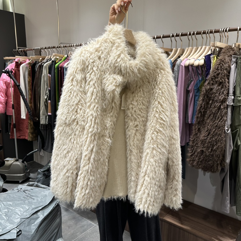 BABYTOUCH東大門㊣實拍女裝新品熱賣真品推薦時尚人氣短款大衣BABYTOUCH短款大衣圖色2