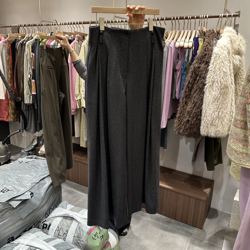 BABYTOUCH韓國代購㊣女裝新品人氣熱賣25秋冬時尚推薦休閑褲BABYTOUCH休閑褲圖色2墨色