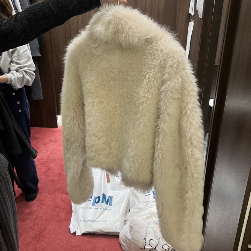 PEANUT BUTTER東大門㊣實拍女士新款職業短款大衣羊毛羊皮PEANUT BUTTER短款大衣