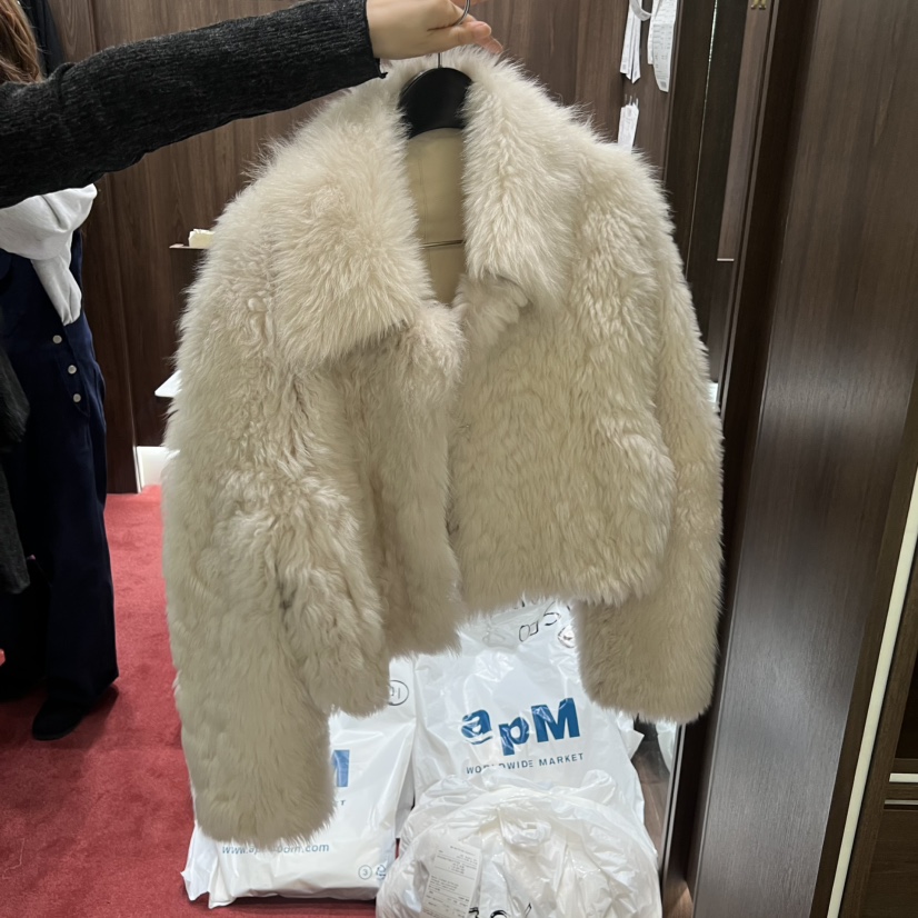 PEANUT BUTTER東大門㊣實拍女士新款職業短款大衣羊毛羊皮PEANUT BUTTER短款大衣圖色1